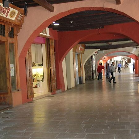El Terrat Sobre El Mercat La Seu d'Urgell Værelse billede